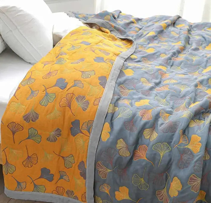 Ginkgo Leaf Reversible Quilt + 2 FREE Pillowcases