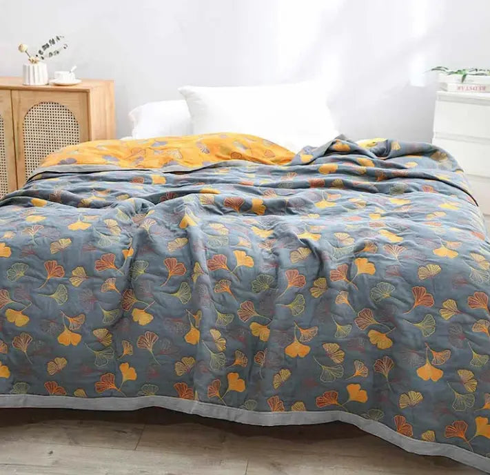 Ginkgo Leaf Reversible Quilt + 2 FREE Pillowcases